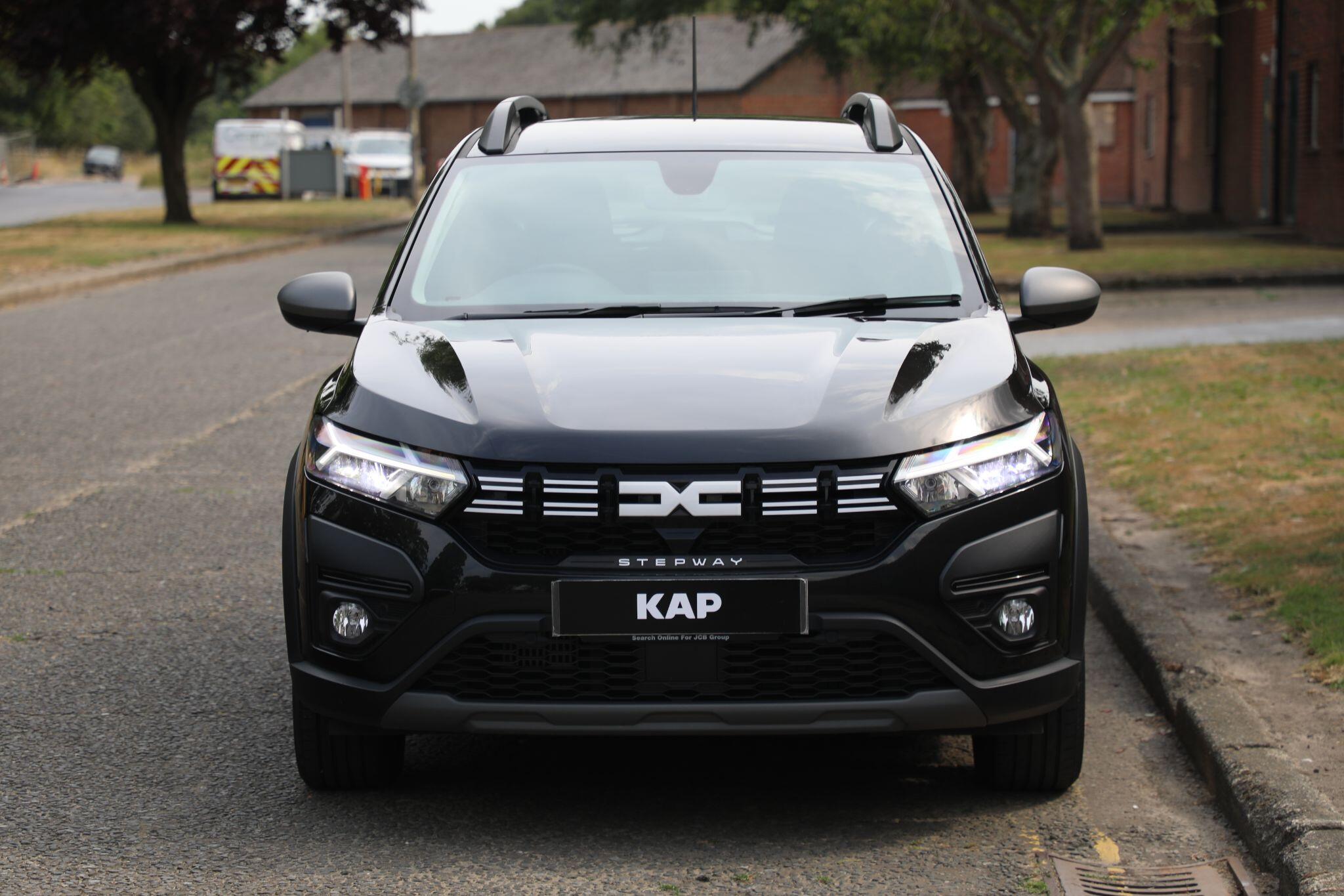 Large vehicle image